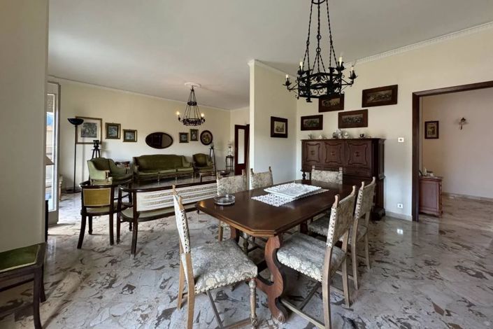 Image No.15-3 Bed Apartment for sale