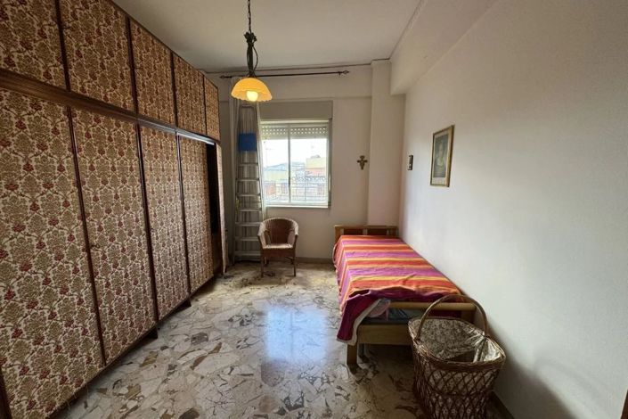 Image No.30-3 Bed Apartment for sale