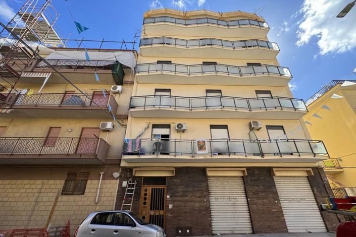 Image No.4-3 Bed Apartment for sale