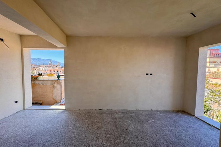 Image No.10-1 Bed Apartment for sale