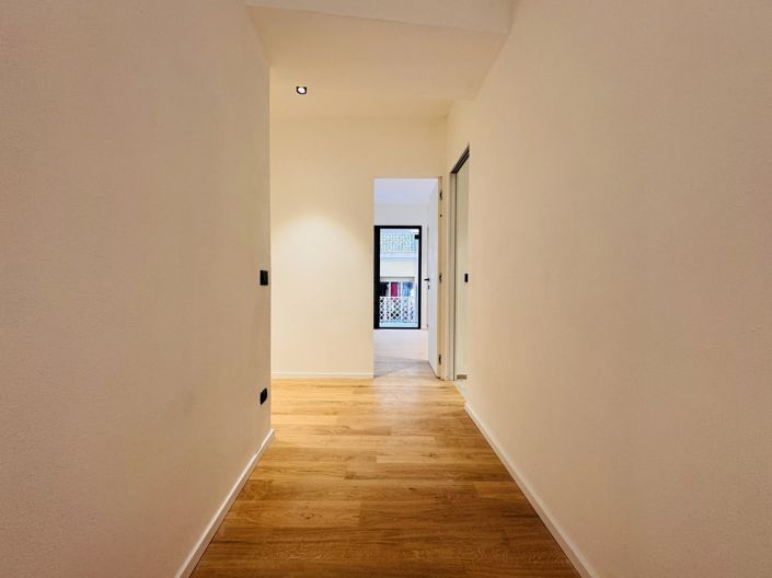 Image No.19-2 Bed Apartment for sale