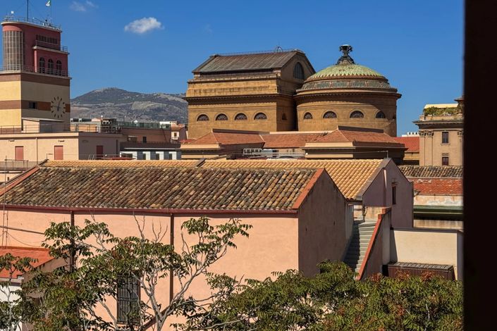 Image No.25-1 Bed Apartment for sale