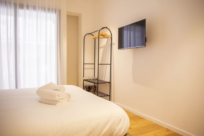 Image No.9-2 Bed Apartment for sale
