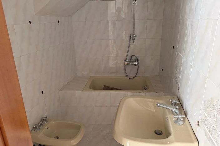 Image No.13-1 Bed House for sale