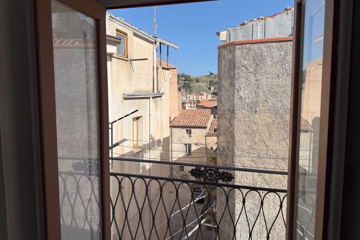 Image No.2-1 Bed House for sale