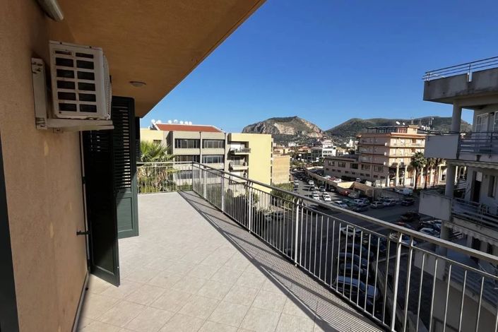 Image No.20-Appartement de 3 chambres à vendre à Bagheria