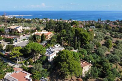 6abd16b41de06744d2fba79183091807557ea68a25192