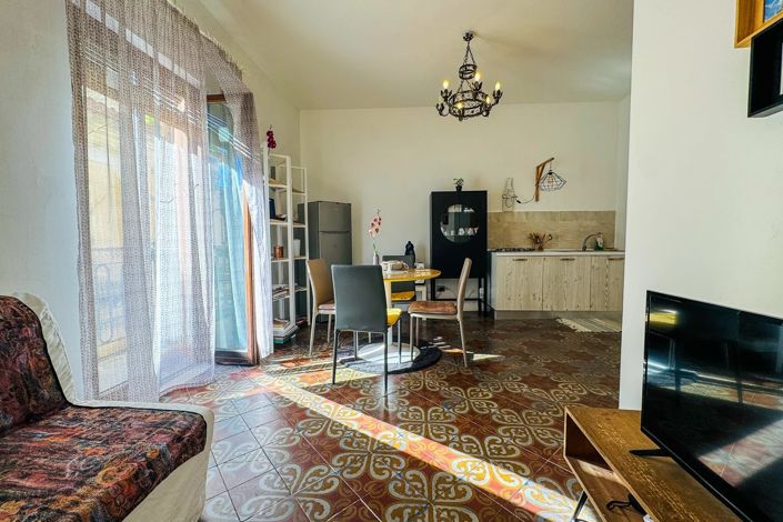 Image No.16-5 Bed Property for sale