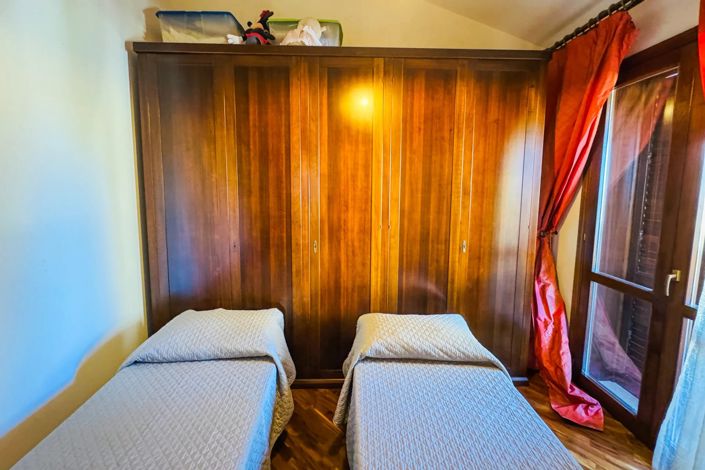 Image No.23-4 Bed Villa for sale