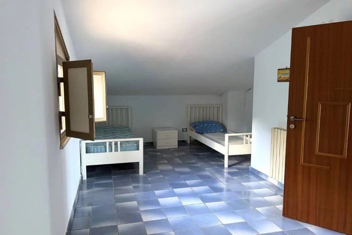 Image No.15-Maison de 4 chambres à vendre à Termini Imerese