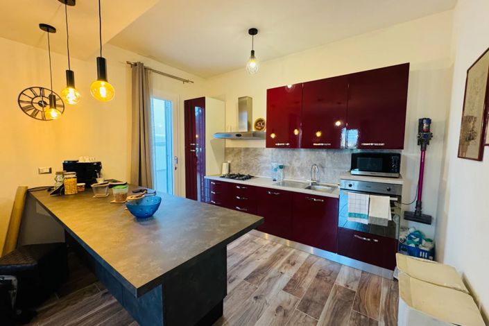 Image No.10-2 Bed Apartment for sale