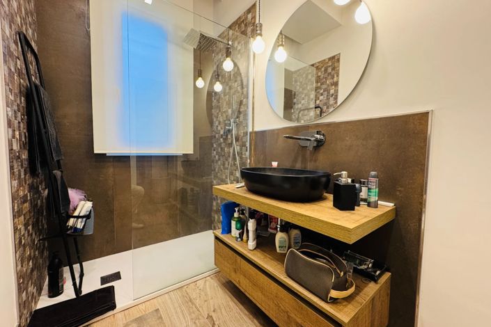 Image No.12-2 Bed Apartment for sale