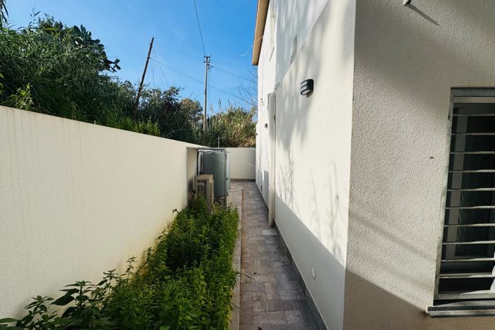 Image No.27-2 Bed Apartment for sale