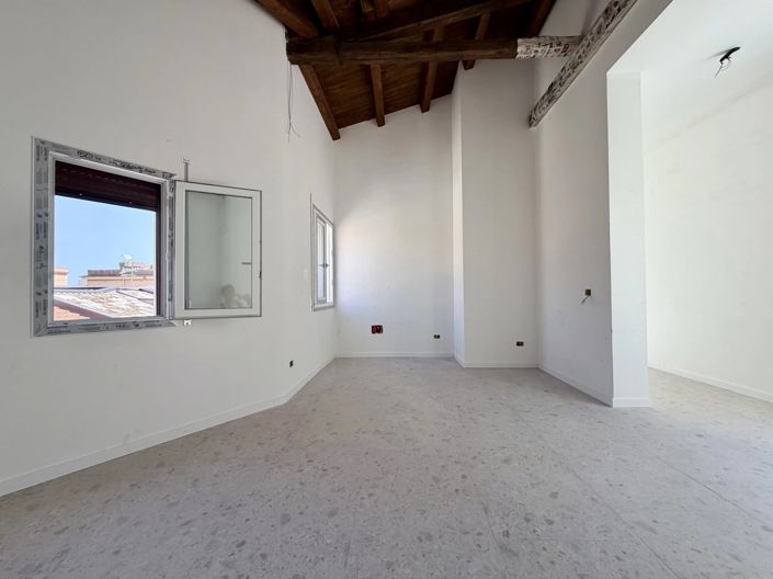 Image No.12-1 Bed Apartment for sale
