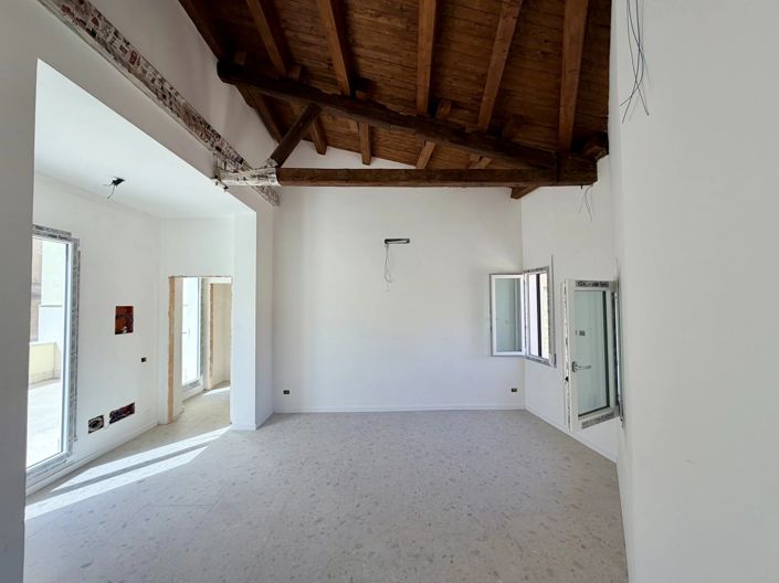 Image No.16-1 Bed Apartment for sale