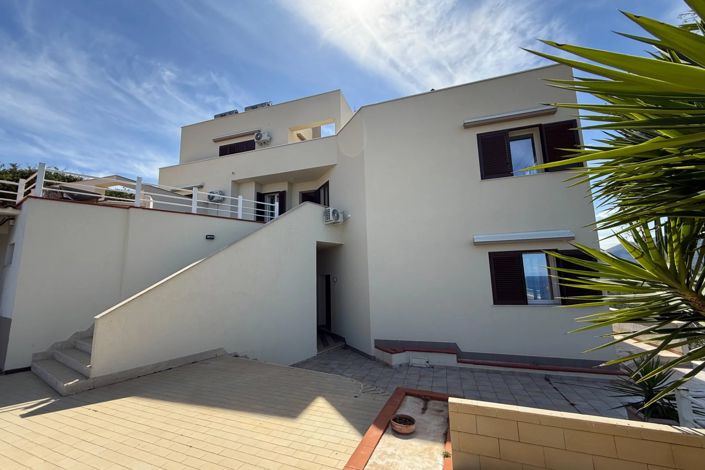 Image No.22-Villa de 5 chambres à vendre à Bagheria