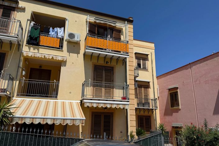 Image No.2-Appartement de 2 chambres à vendre à Santa Flavia