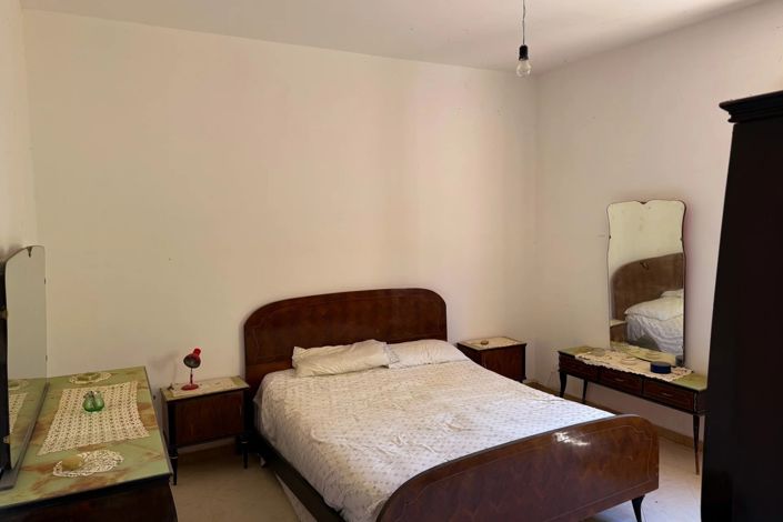 Image No.20-2 Bed Commercial for sale