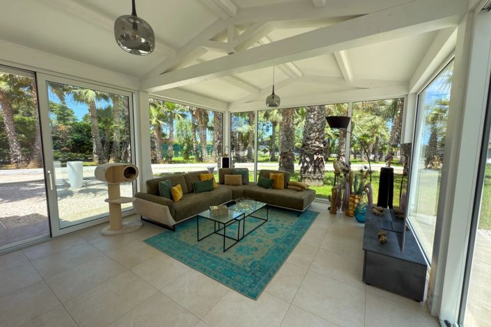 Image No.8-2 Bed Villa for sale