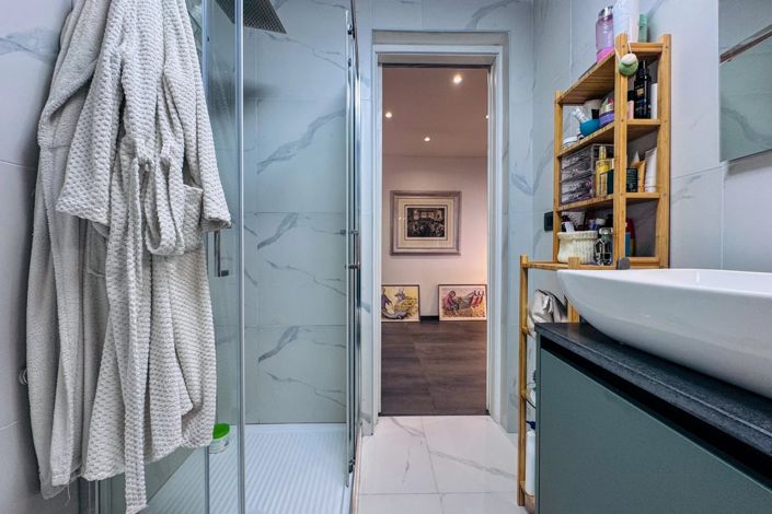 Image No.17-1 Bed Villa for sale