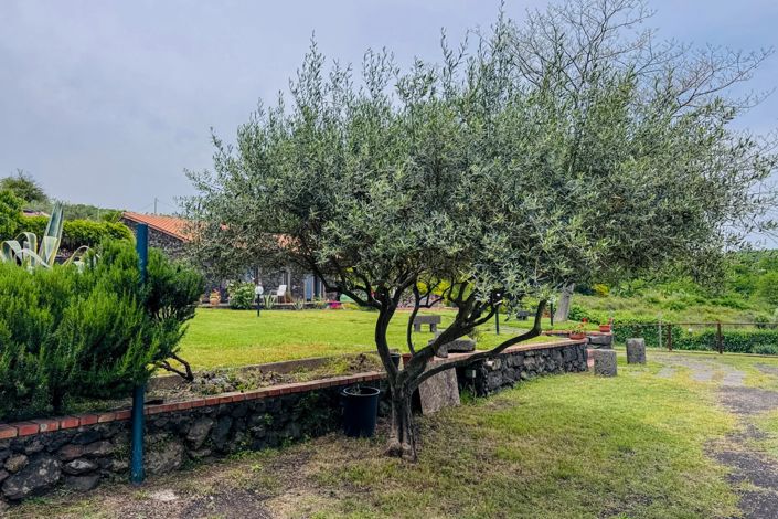 Image No.5-1 Bed Villa for sale