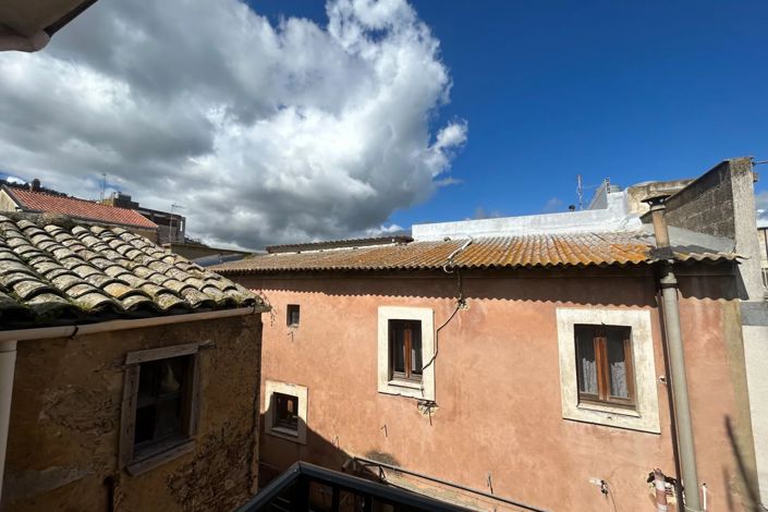 Image No.2-2 Bed House for sale