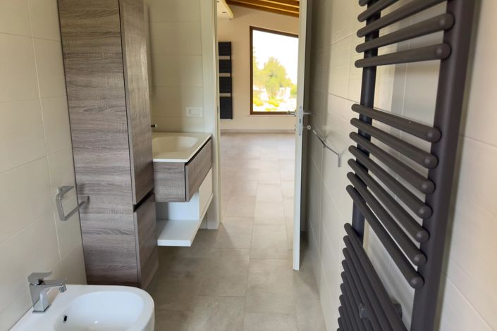 Image No.14-4 Bed Villa for sale