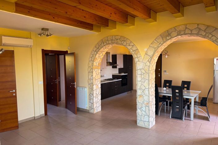 Image No.14-4 Bed Villa for sale