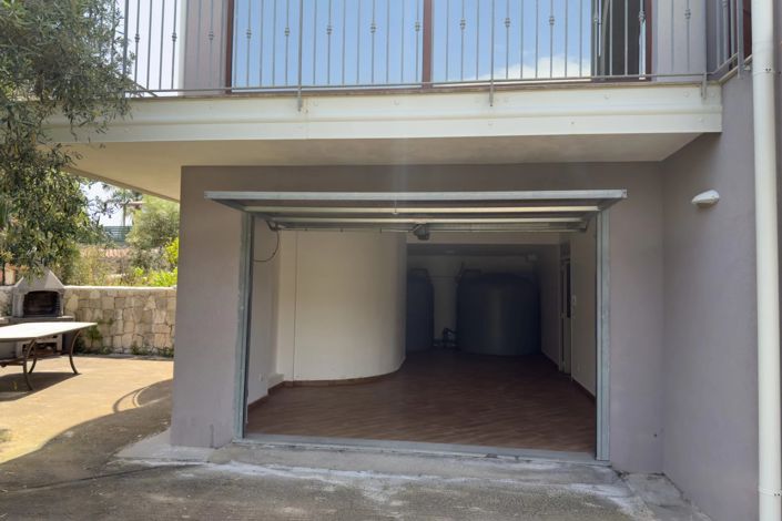 Image No.28-4 Bed Villa for sale