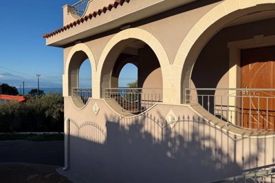 8527b7856bb5ffd60f18a2549591919a564d382214192