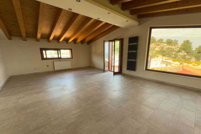 Image No.8-4 Bed Villa for sale