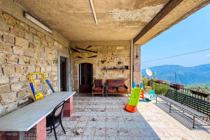 Image No.10-Maison de 2 chambres à vendre à Mistretta