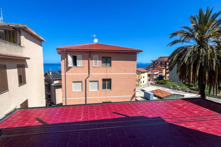 Image No.2-Appartement de 2 chambres à vendre à Gioiosa Marea