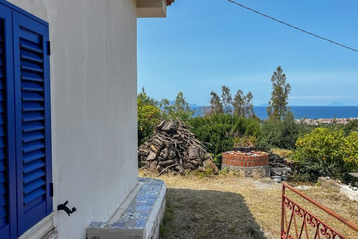 Image No.2-1 Bed House for sale