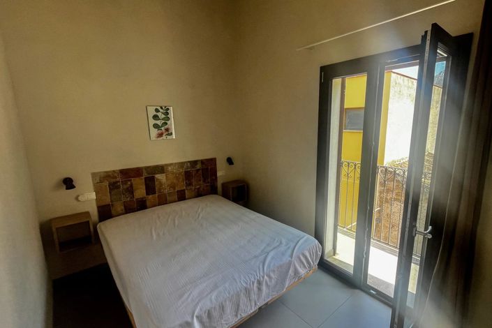 Image No.19-5 Bed House for sale