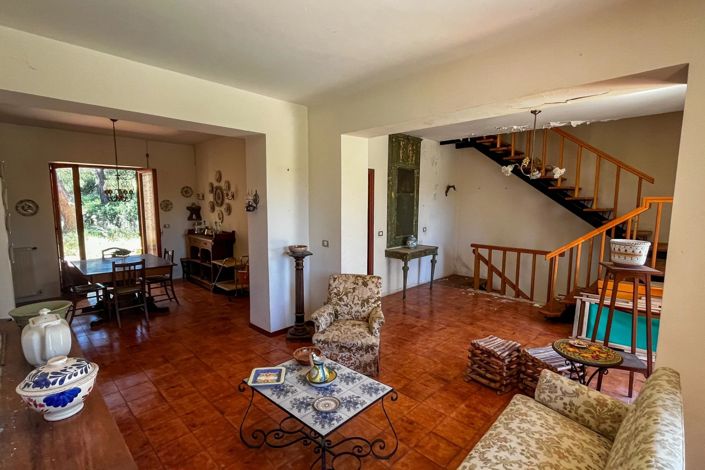 Image No.9-4 Bed House for sale