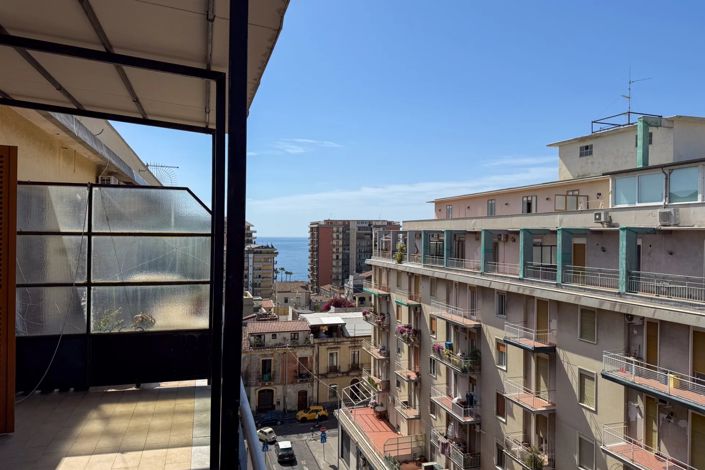 Image No.2-Appartement de 2 chambres à vendre à Catania