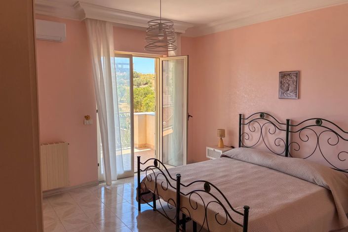 Image No.23-Villa de 4 chambres à vendre à Realmonte