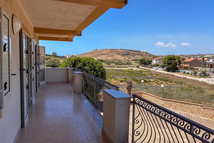 Image No.28-Villa de 4 chambres à vendre à Realmonte