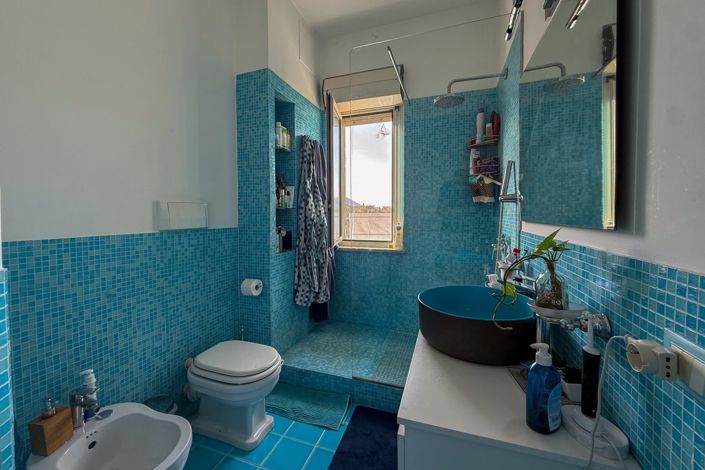 Image No.18-3 Bed Apartment for sale