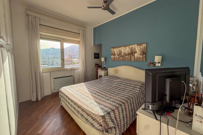 Image No.20-3 Bed Apartment for sale