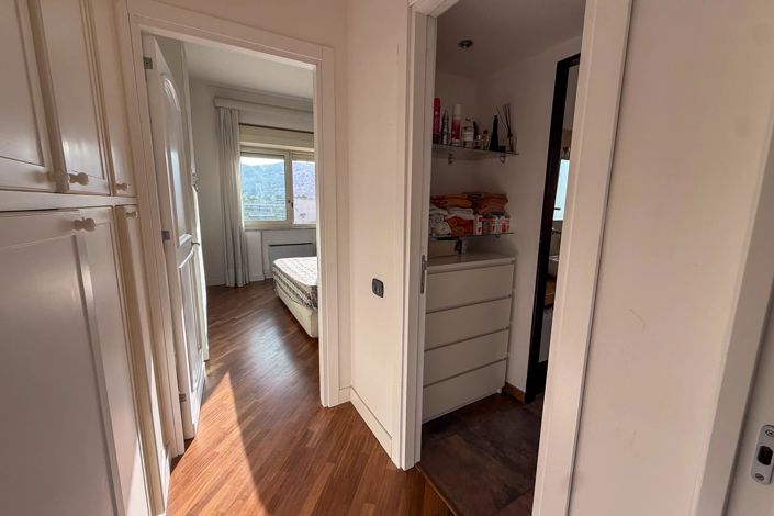 Image No.24-3 Bed Apartment for sale