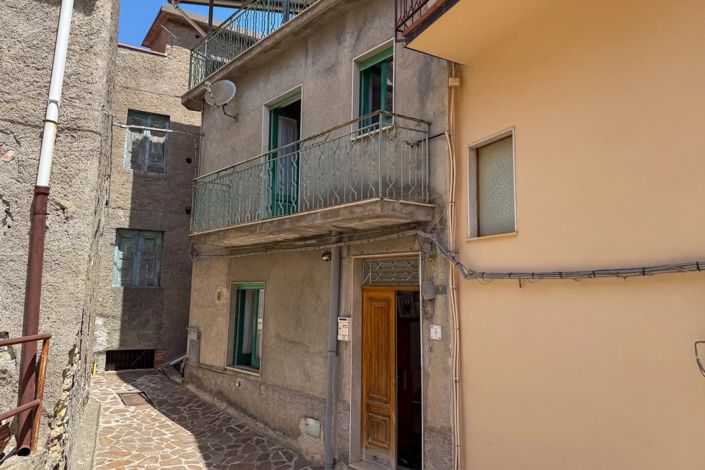 Image No.2-3 Bed Apartment for sale