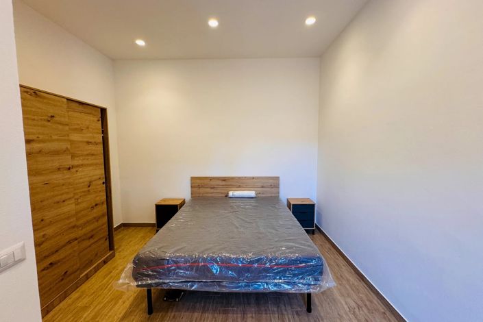 Image No.25-2 Bed Apartment for sale