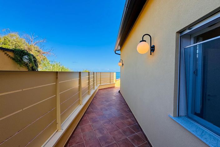 Image No.30-2 Bed Apartment for sale