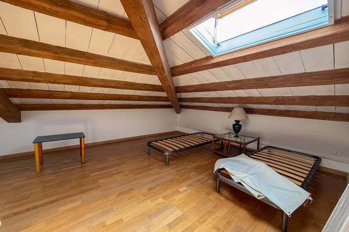 Image No.23-2 Bed House for sale