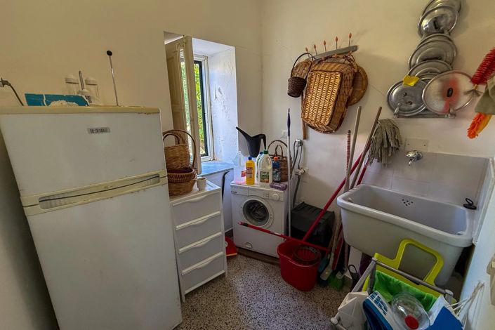 Image No.24-2 Bed House for sale