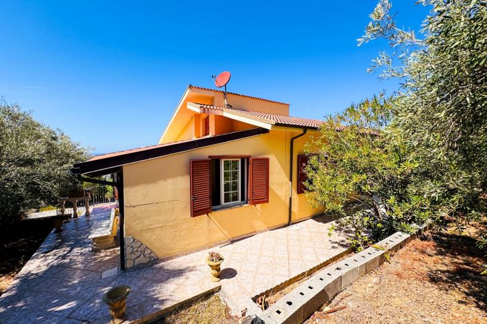 Image No.22-3 Bed Villa for sale