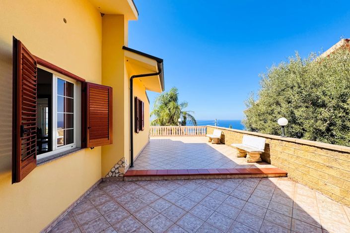 Image No.23-3 Bed Villa for sale