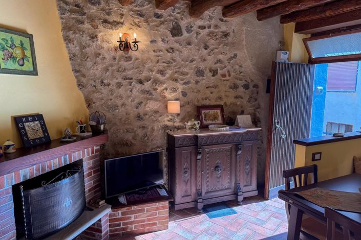 Image No.3-2 Bed House for sale